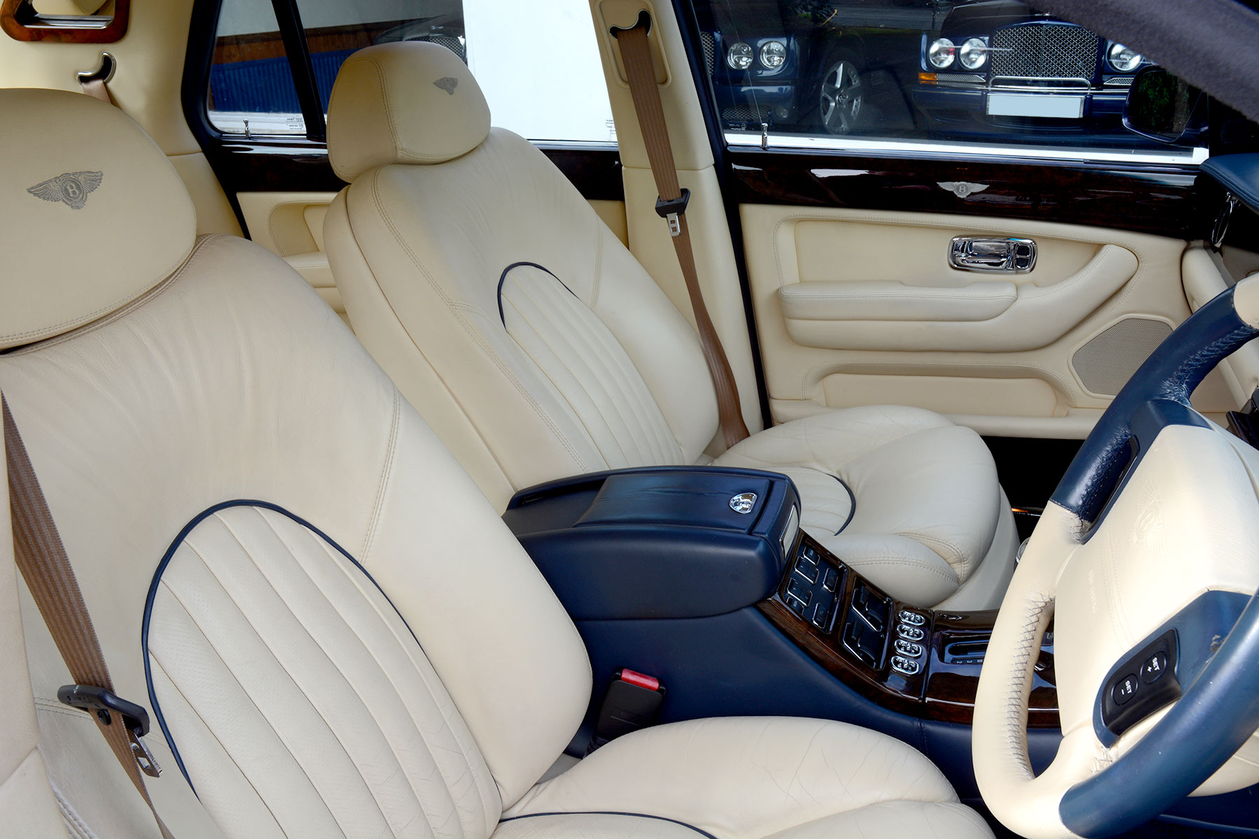2001 Bentley Arnage Red Label Le Mans