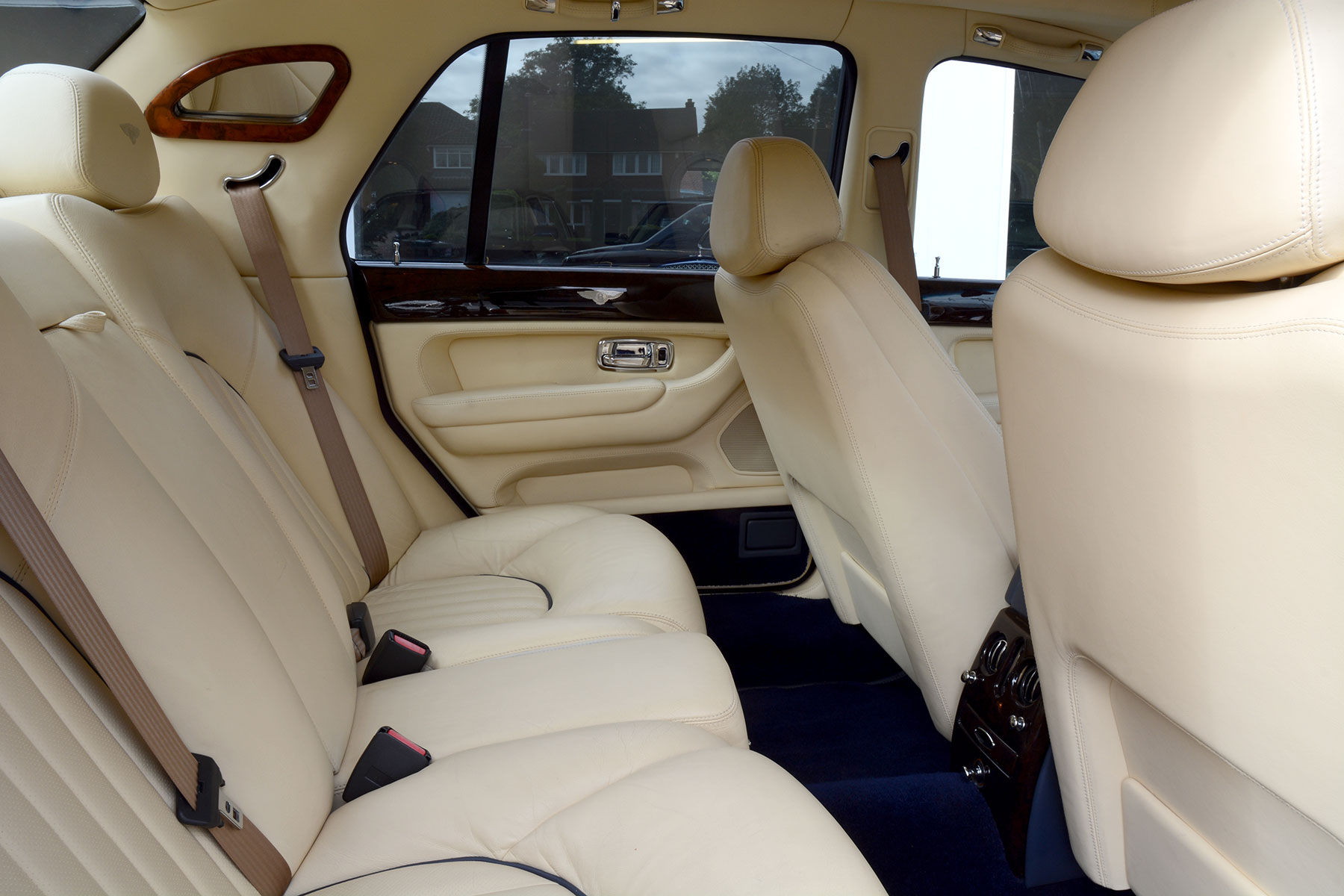 2001 Bentley Arnage Red Label Le Mans