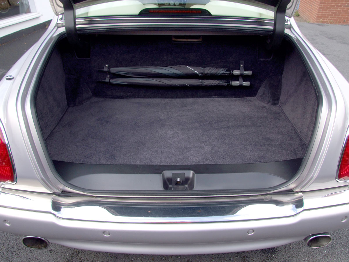 2004 Model Bentley Arnage R